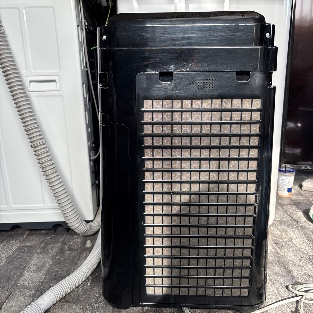 SHARP 空気清浄機 KC-70E2-B 2015年製