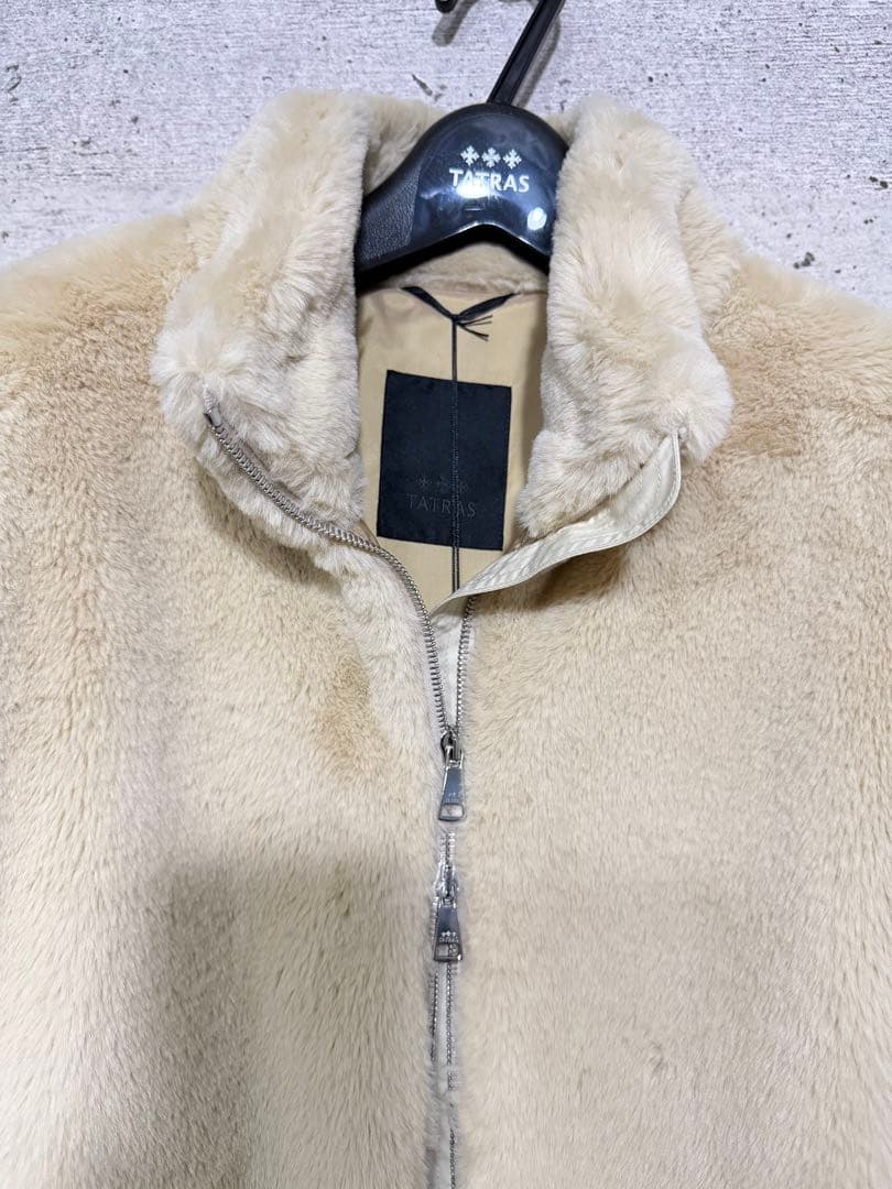 新品　タトラス　エコファーブルゾン　ジャケット　ASTONI ベージュ　メンズ