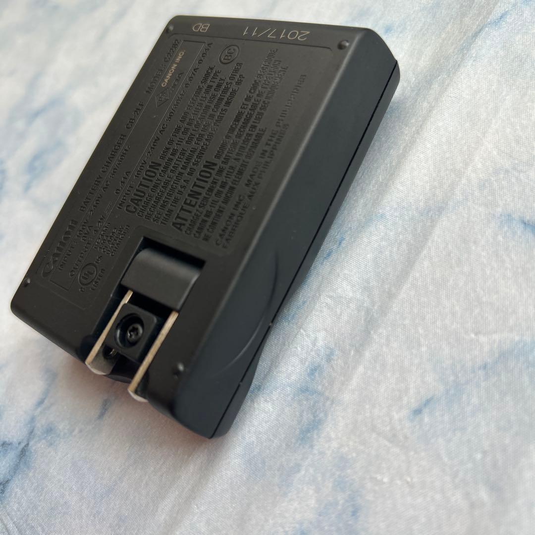 Canon IXY650 コンパクトデジタルカメラ　シルバー