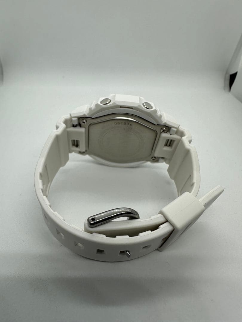 カシオ ジーショック ITZYコラボレーションモデル レディース ホワイト