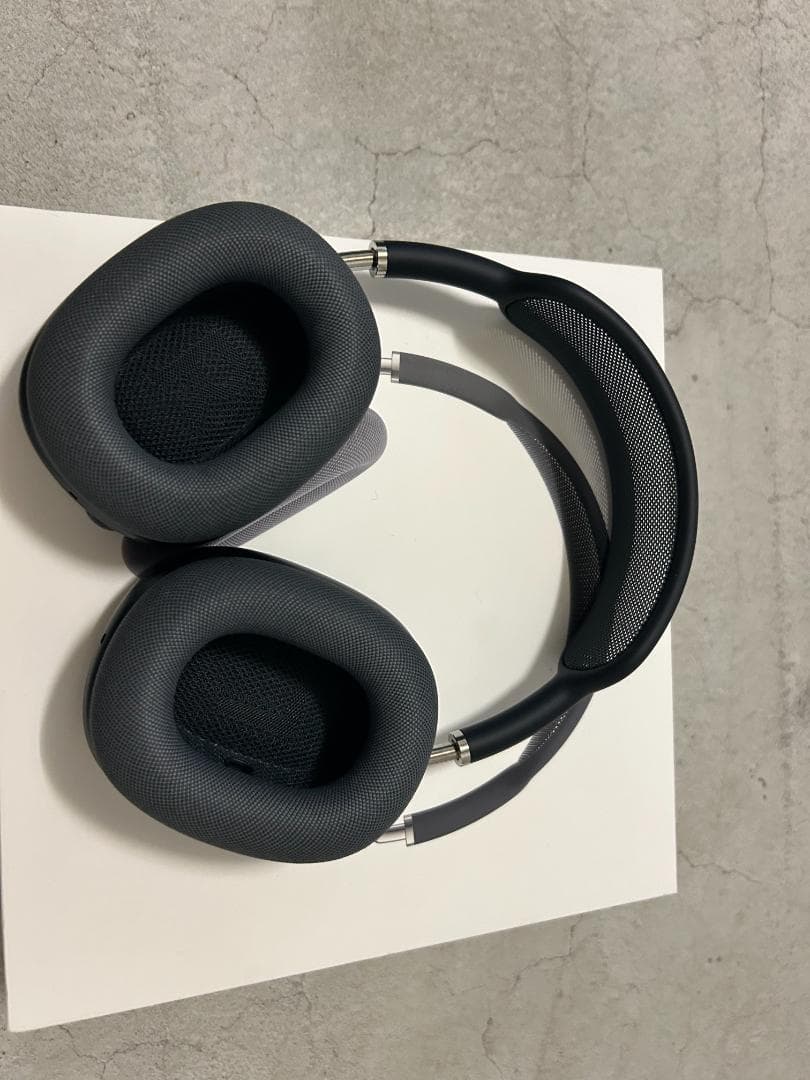 Apple AirPods Max 第二世代（USB-C）ミッドナイト