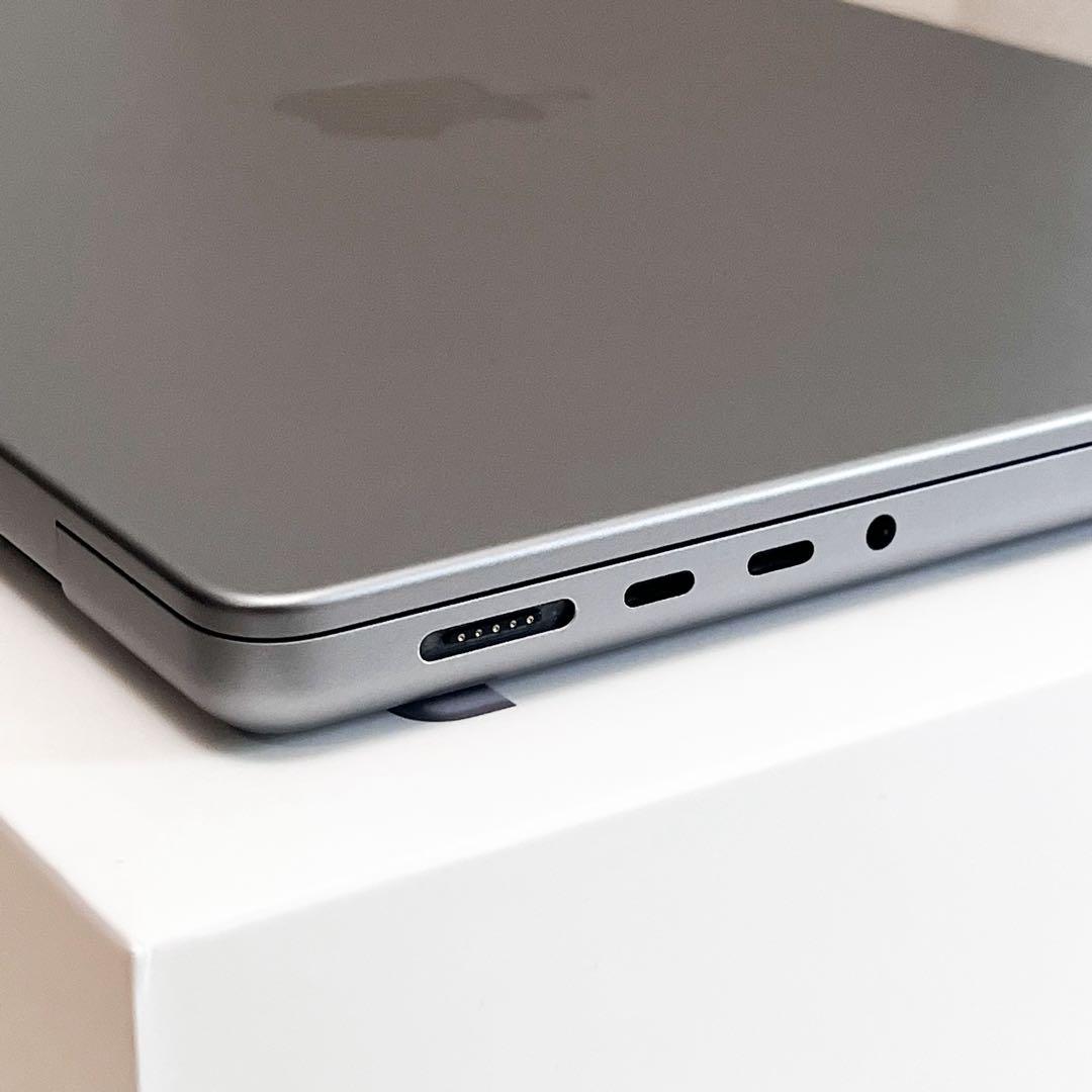 MacBook Pro M1 16GB 1TB 14インチ 2021