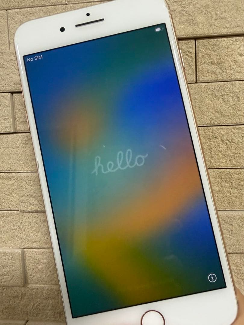 Apple iPhone 8 Plus 本体