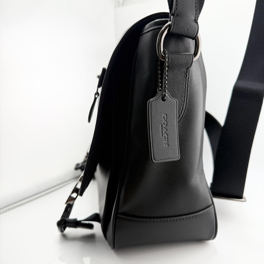 kochi 様コーチ トラック　メッセンジャーバッグ　ショルダーバッグ