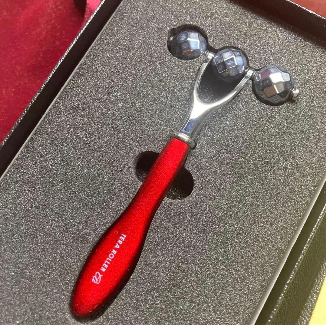 【値下げしました】新品美顔ローラー TERA ROLLER II