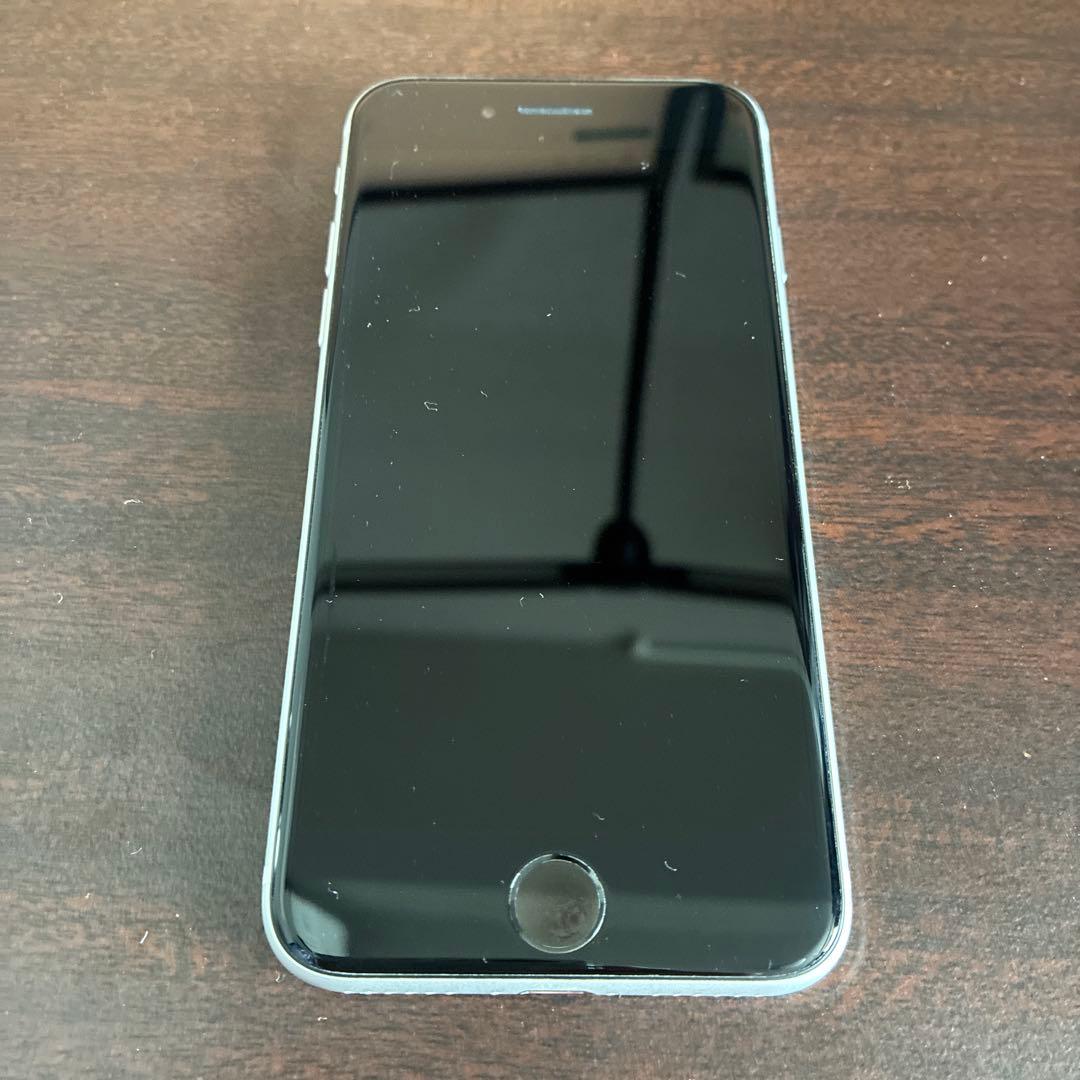 iPhoneSE 2 第二世代 64GB 本体 ホワイト 充電コード付き