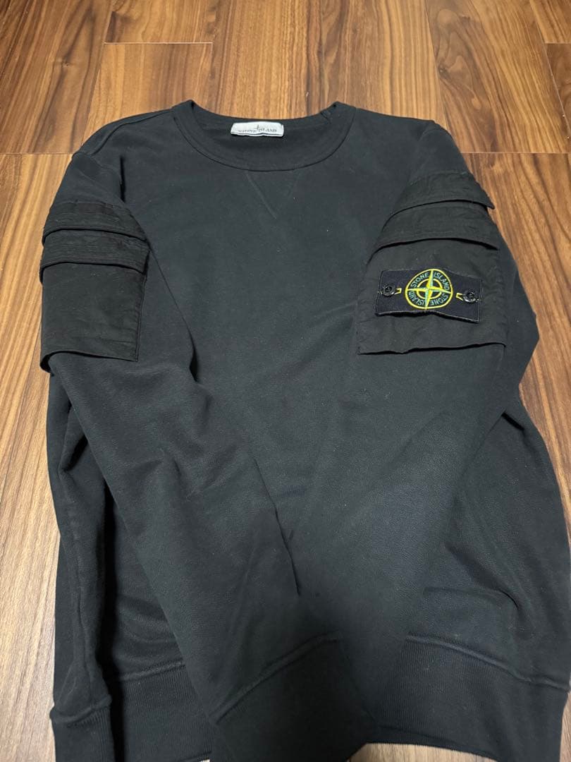 STONE  ブラック トレーナー