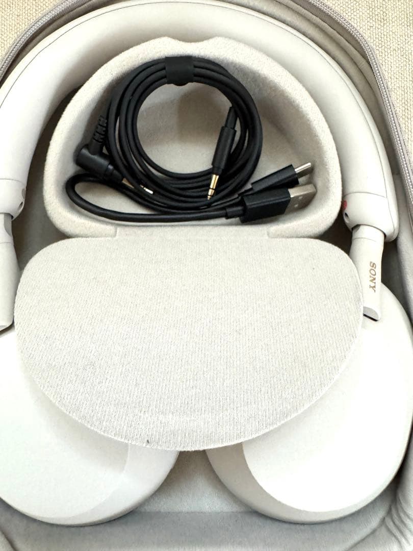 SONY WH-1000XM5 （S ）　プラチナシルバー