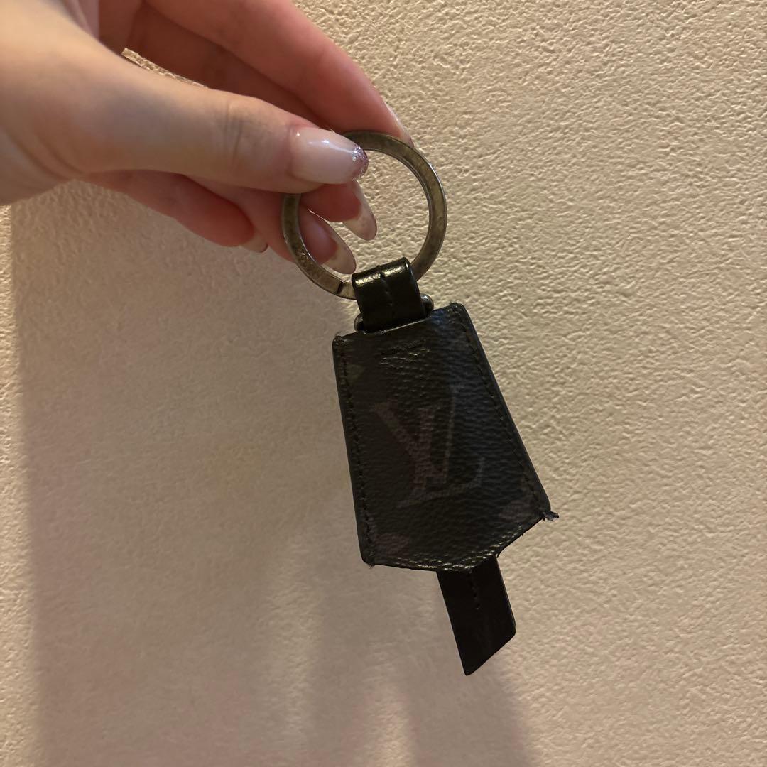 Louis Vuitton キーホルダー 黒 レザー