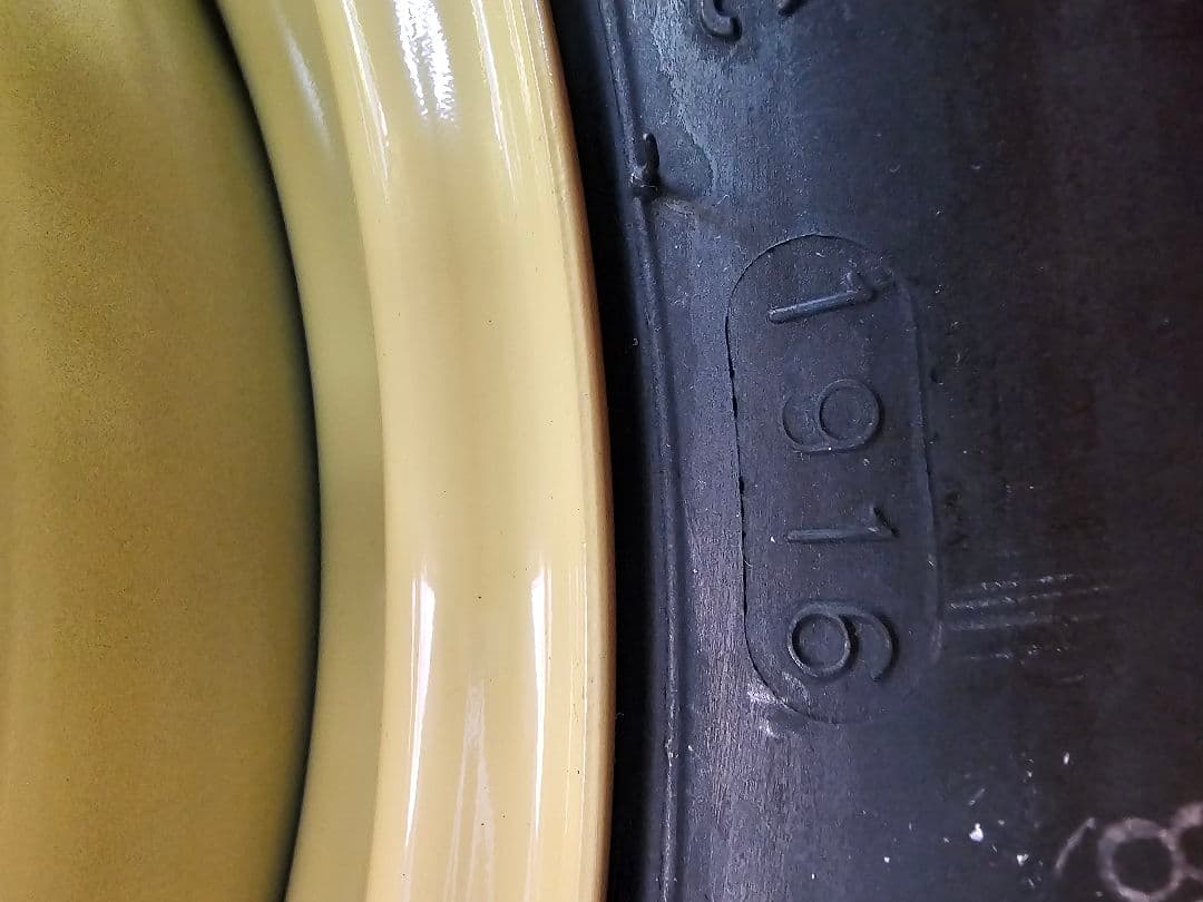 60ハリアー スペアタイヤ 未使用