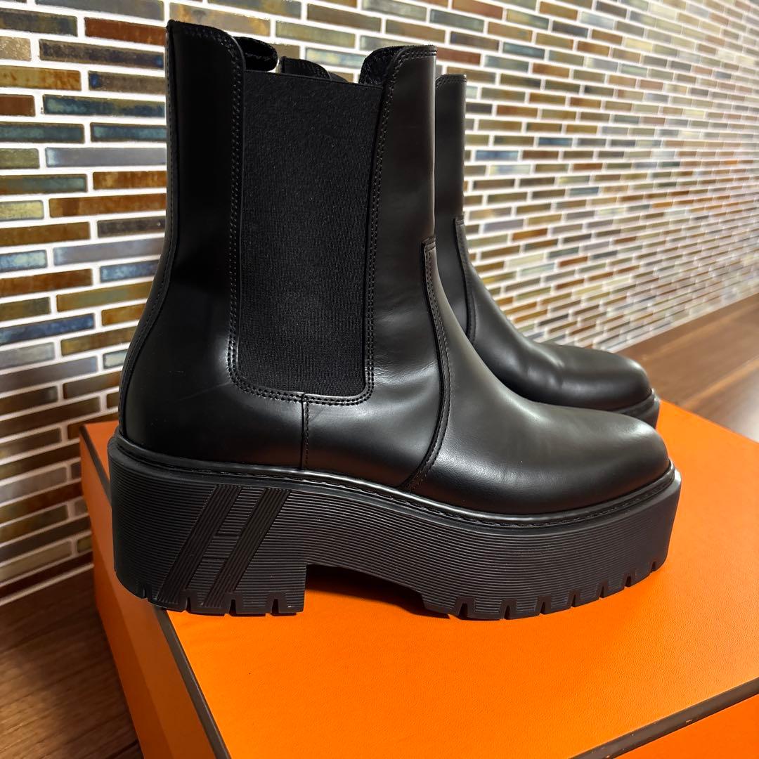 美品　エルメス　ショートブーツ⭐︎ハロウ サイドゴアブーツ 厚底