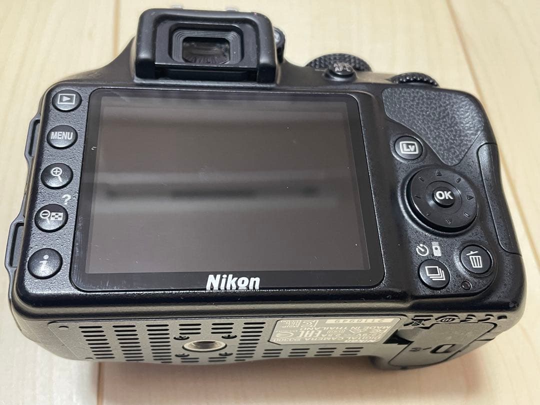 【ニコン】Nikon D3300 ボディ　おまけレンズ