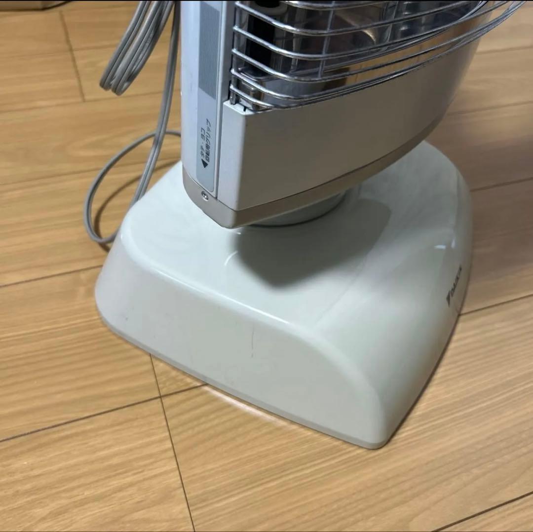 送料込み　DAIKIN セラムヒート 遠赤外線暖房機　ERFT11TS-W