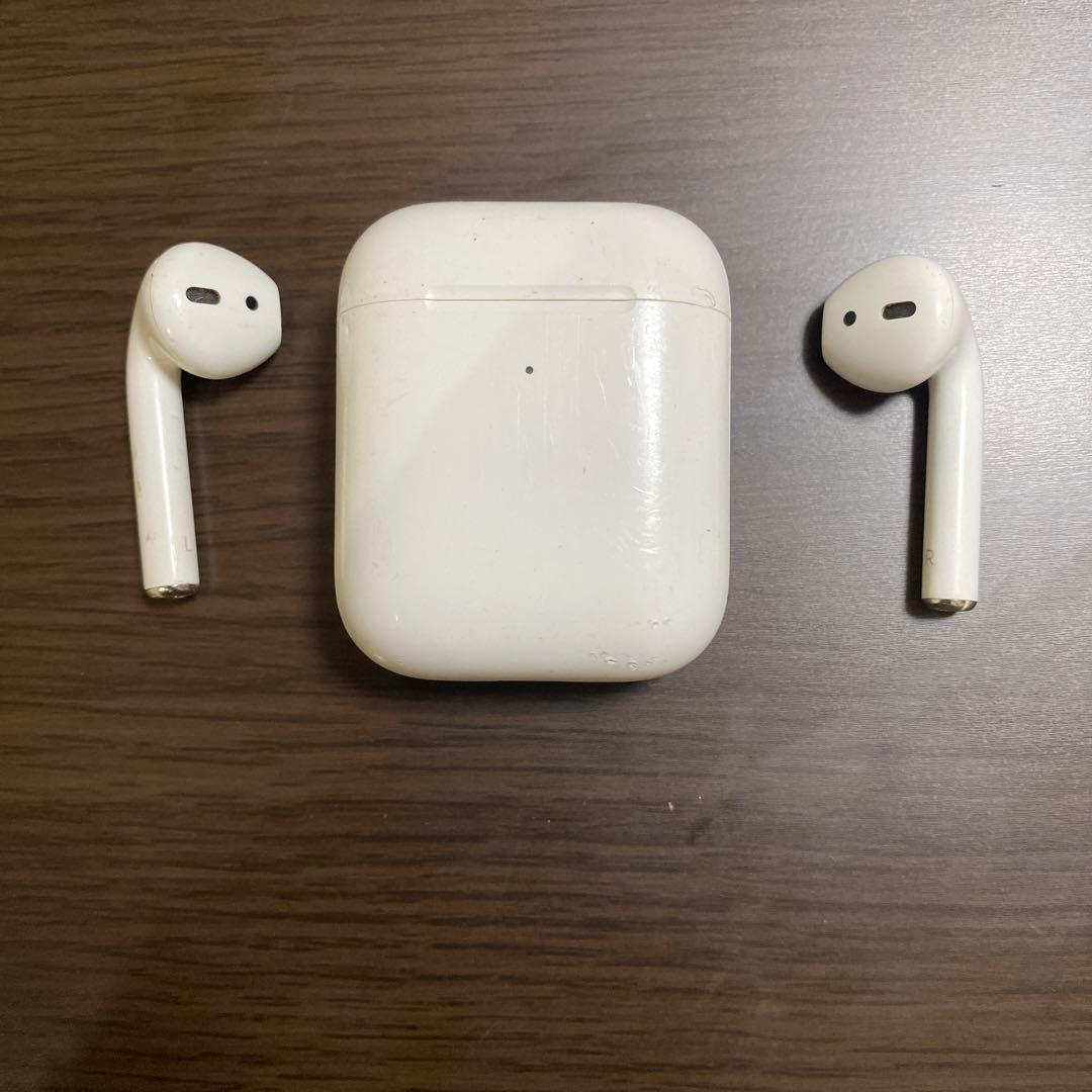 Apple AirPods 第二世代　MMEF2J/A