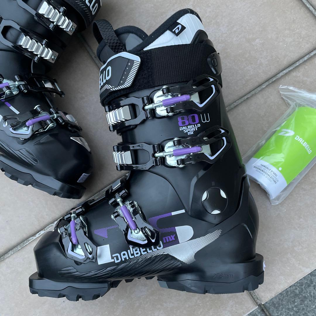 新品　DALBELLO スキーブーツ　22.5 22 23 レディース　女性