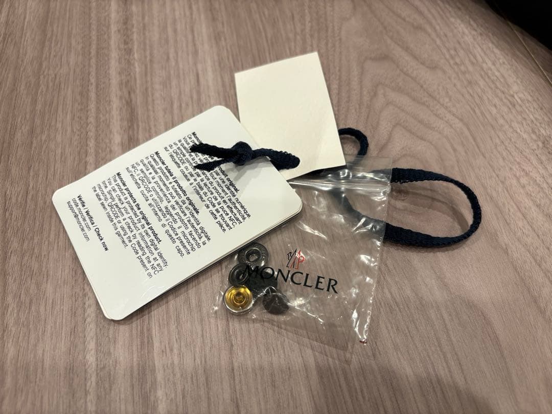 新品【モンクレール】ABELLE 12A ネイビー (大人XS〜S相当)