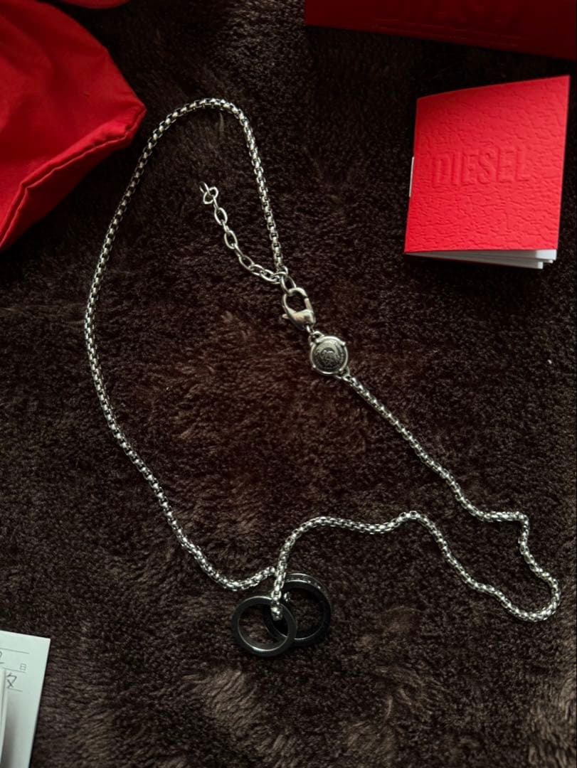 DIESEL シルバー ペンダント ネックレス