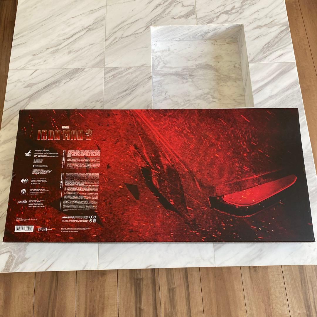 hottoys ミニ　ホールオブアーマーセット