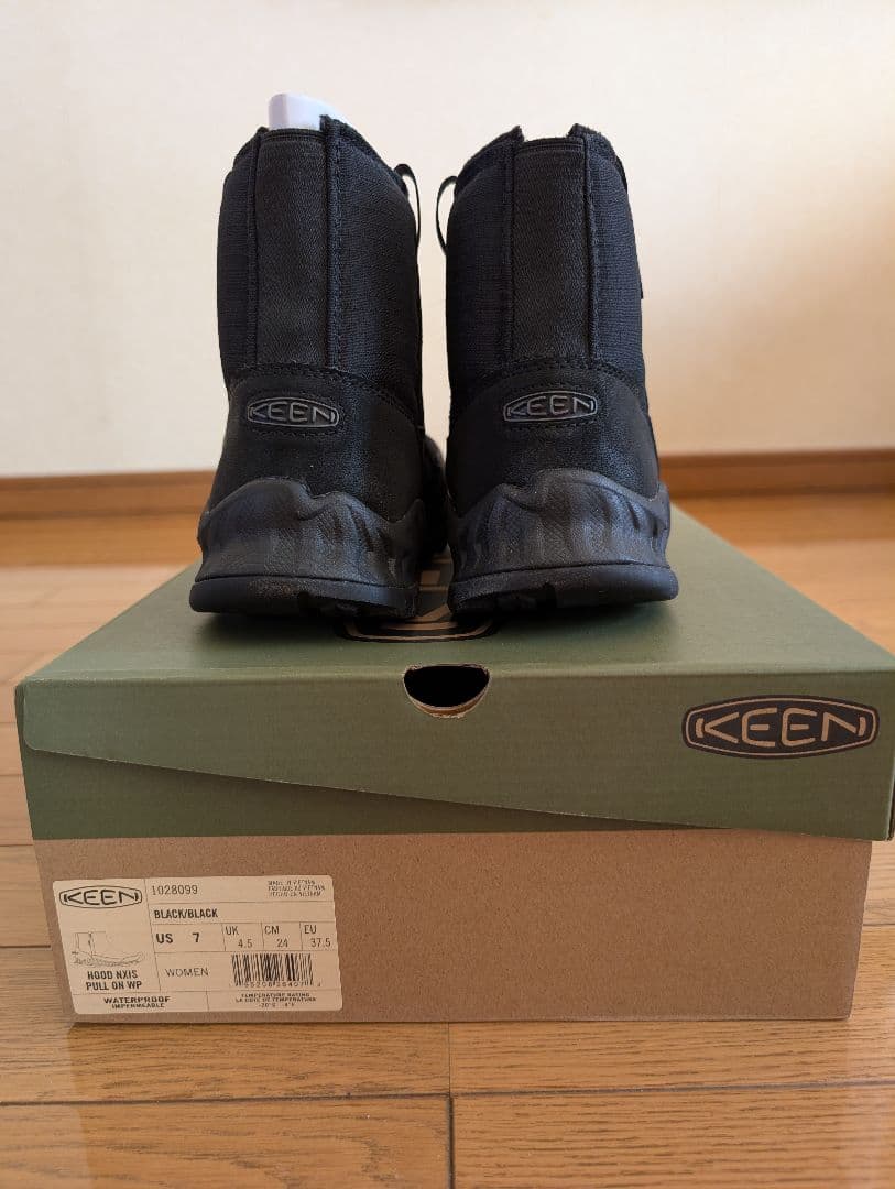 靴 KEEN HOOD NXIS PULL ON WP 24.0
