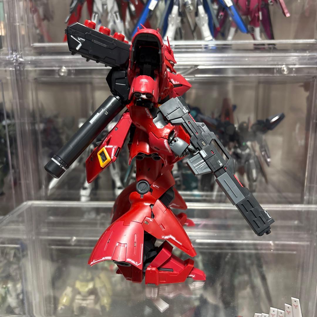 RG サザビー、νガンダム素組完成品2体セット