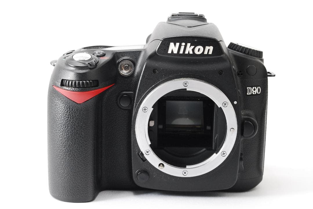 ❤️Nikon D90 名機 + TAMRON 28-300高倍率セット これ1本