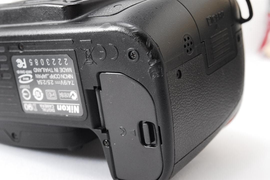 ❤️Nikon D90 名機 + TAMRON 28-300高倍率セット これ1本