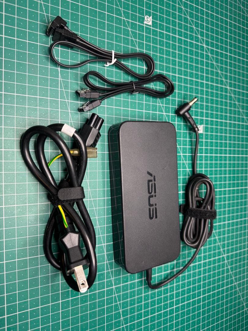 ストレージ無し ASUSPRO D320SF / i7-7700 / 8GB