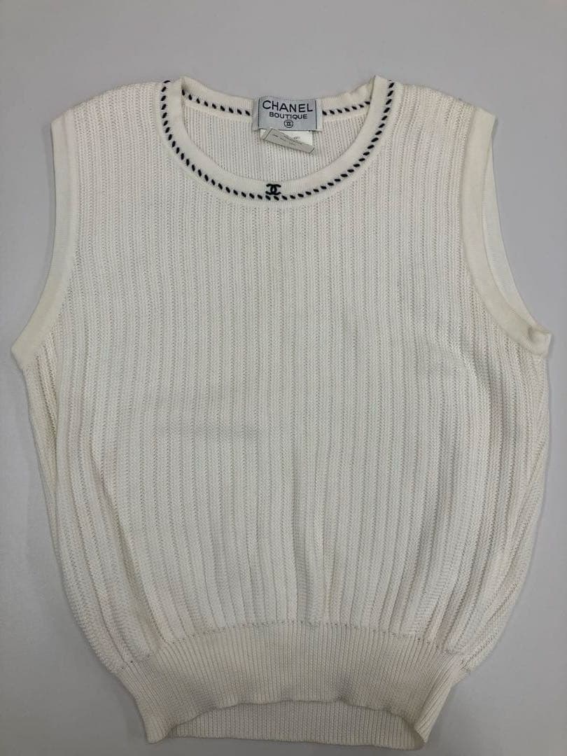 シャネルレディース ノースリーブ ニット CHANELホワイト白 【中古品】　Y