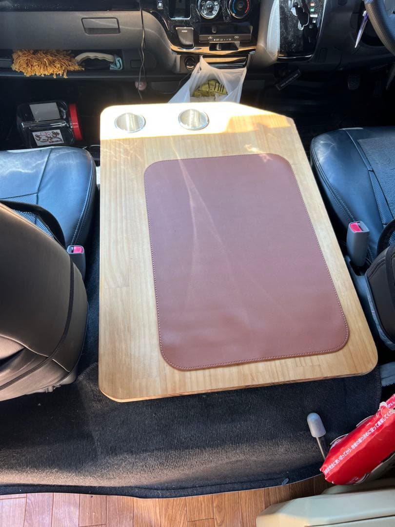 ハイエースワイド　センターテーブルDIY