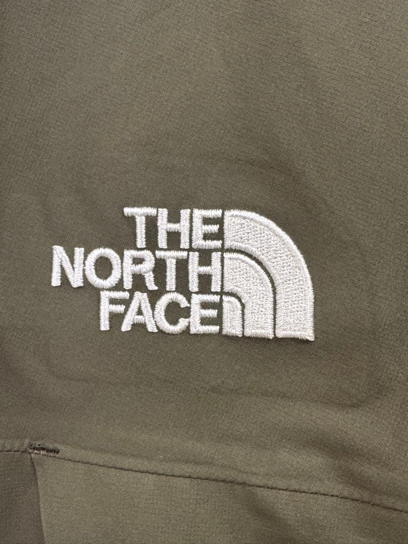 未使用タグ付き クライムライトジャケット（L）NP12003 廃盤 刺繍ロゴ