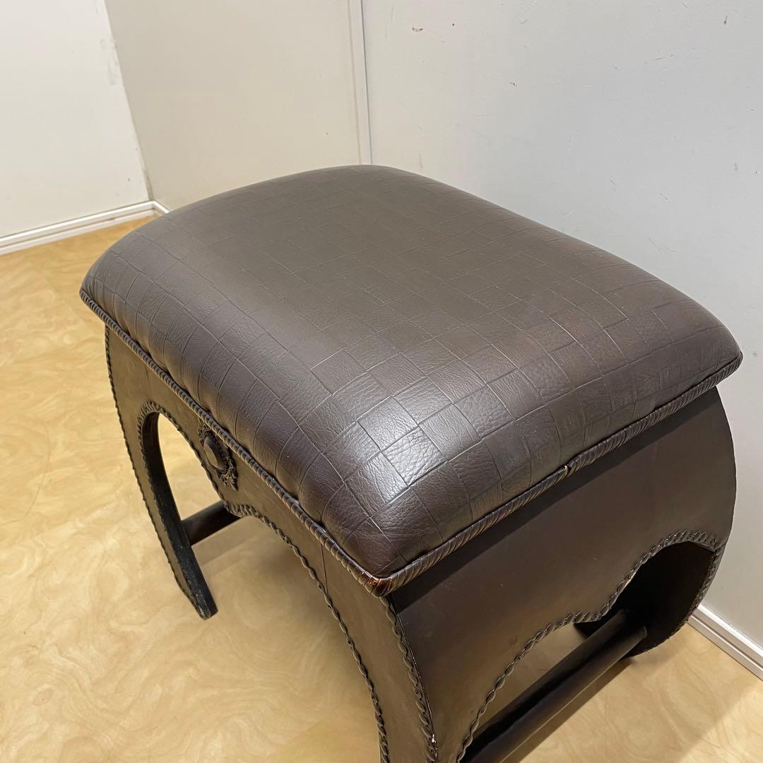 アンティーク調 スツール オットマン 鋲打ち レザー 椅子 イス 英国スタイル
