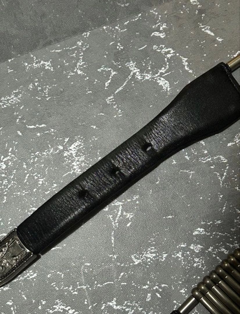 トーガ プルラ TOGA PULLA レザー メタル ベルト