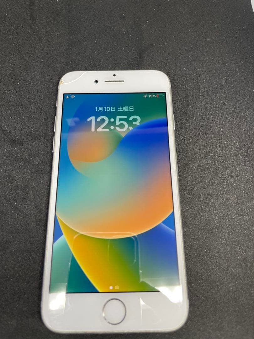 iPhone8 シルバー 64GB ジャンク品