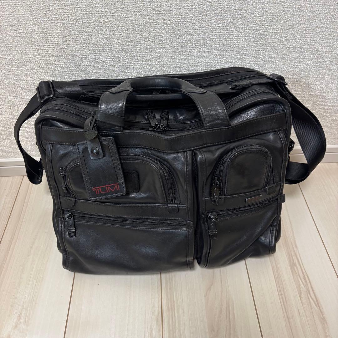 TUMIバッグ エクスパンダブル・オーガナイザー　96141 レザー　本革