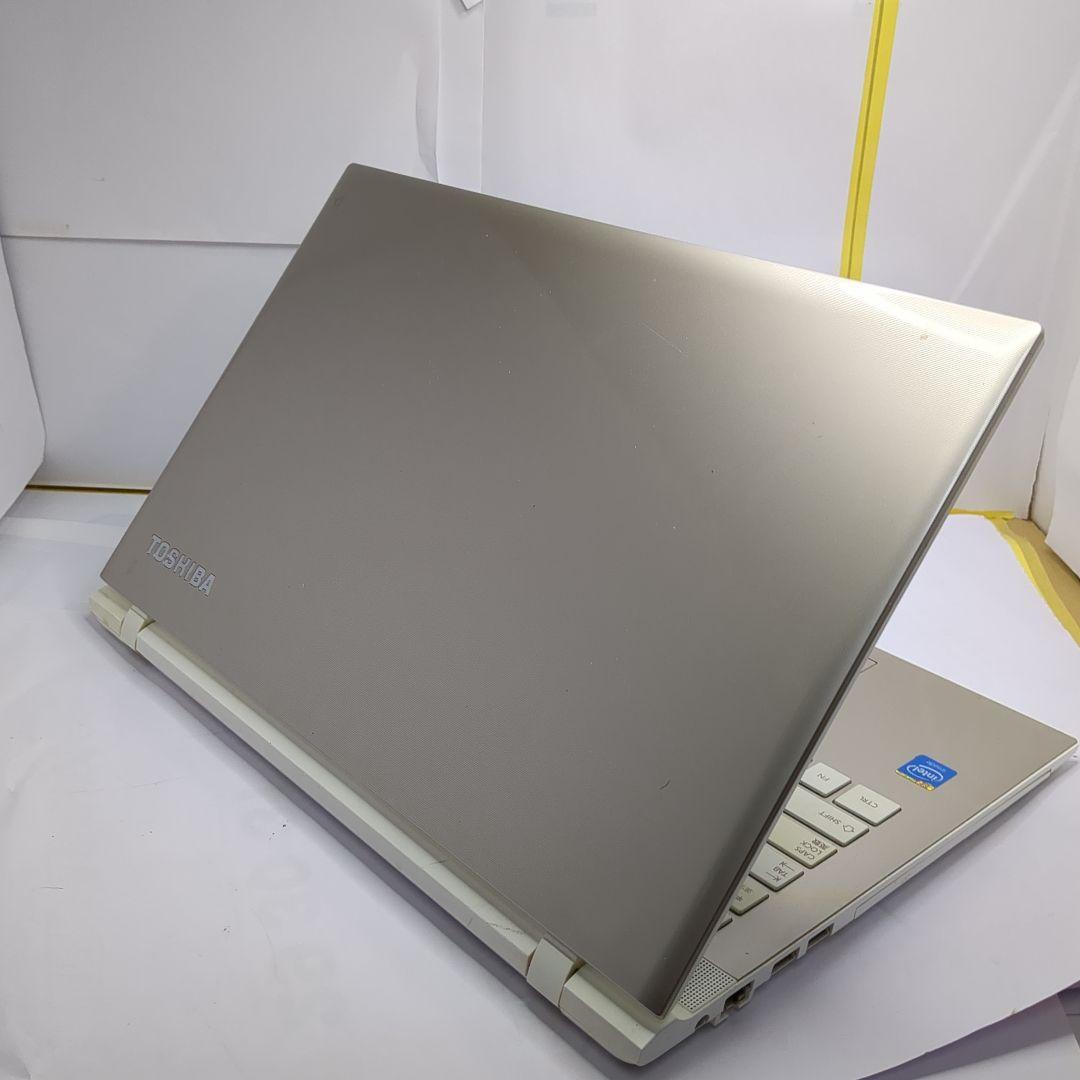 すぐ使えるWindows11ノートパソコン　SSDで快適　初心者向け