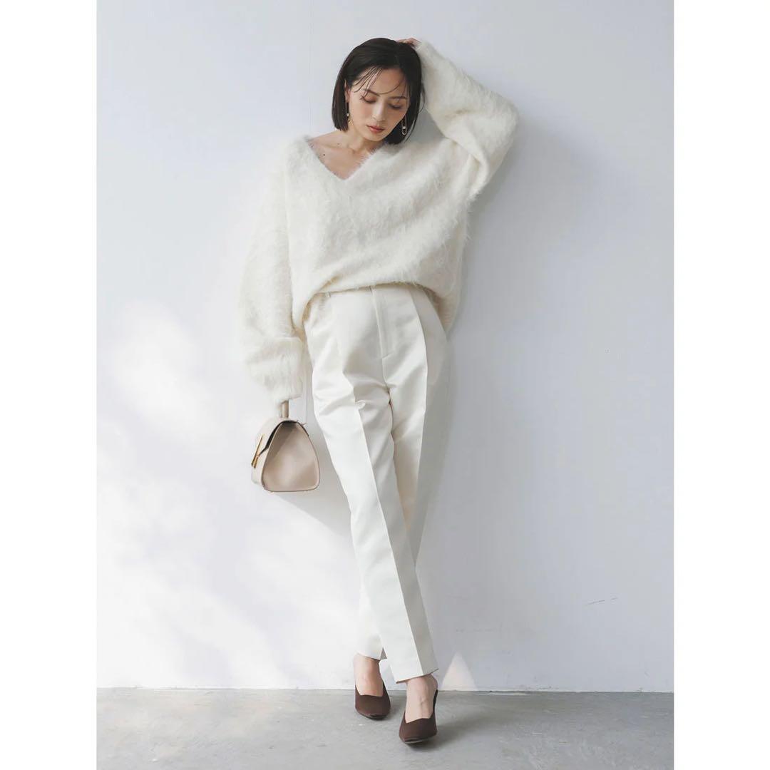 anuans スーリーアルパカニットプルオーバー