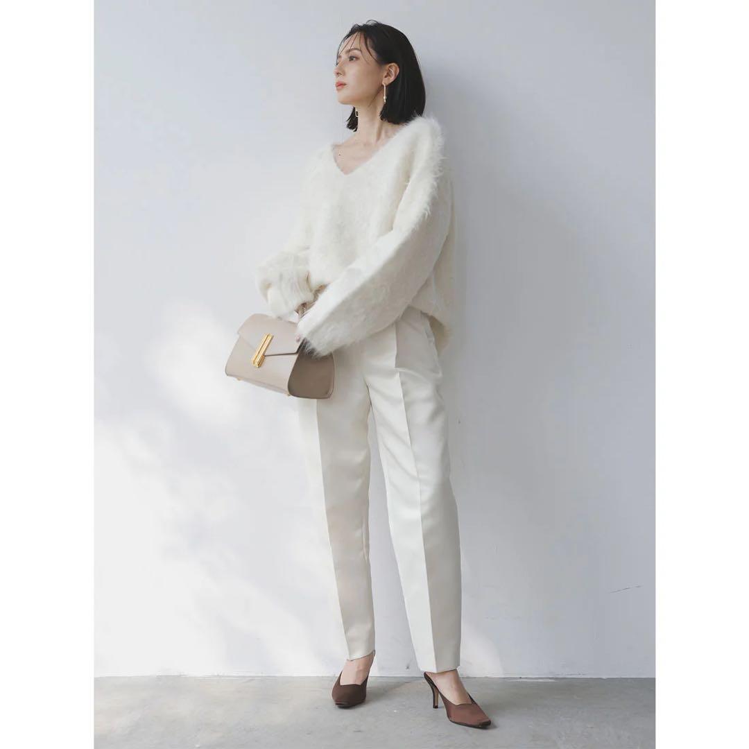 anuans スーリーアルパカニットプルオーバー