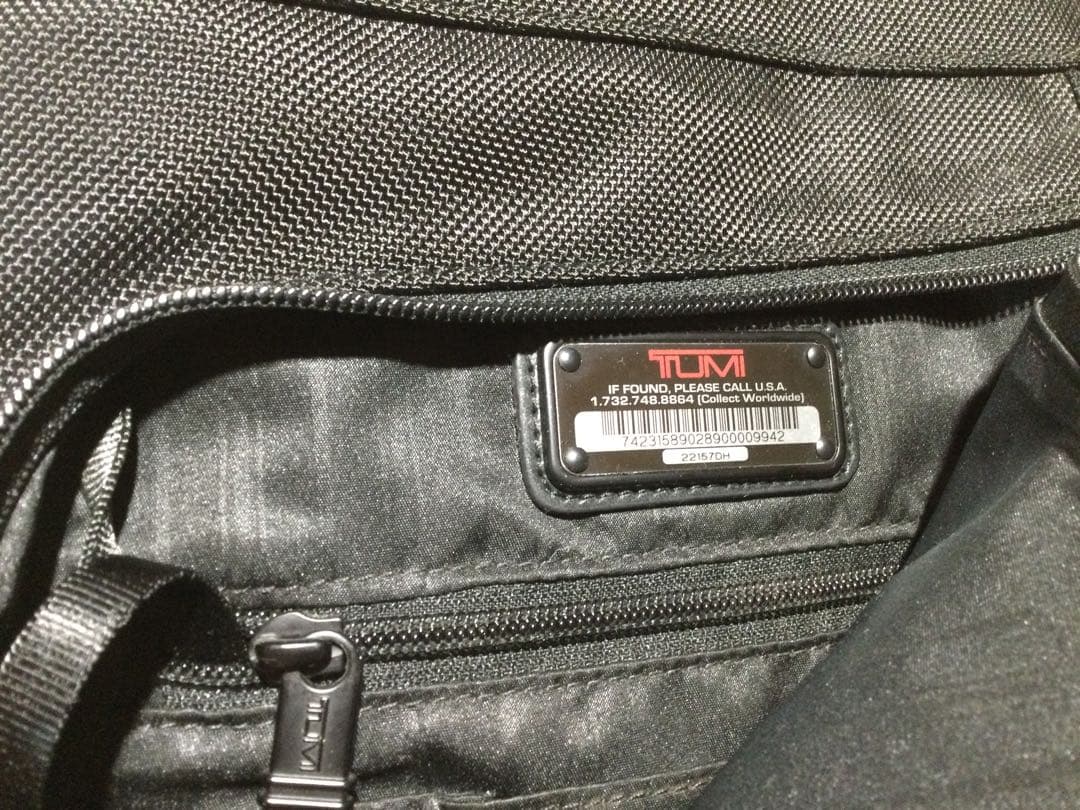 TUMI トートバッグ