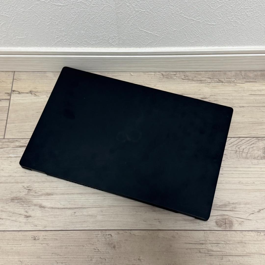 薄軽量 11世代 Core i5 国産 LIFEBOOK 8G 256G 顔認証