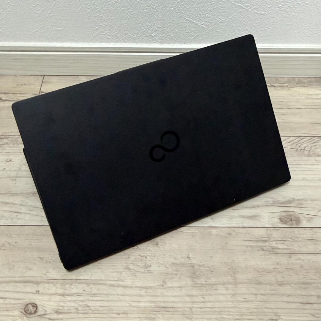 薄軽量 11世代 Core i5 国産 LIFEBOOK 8G 256G 顔認証