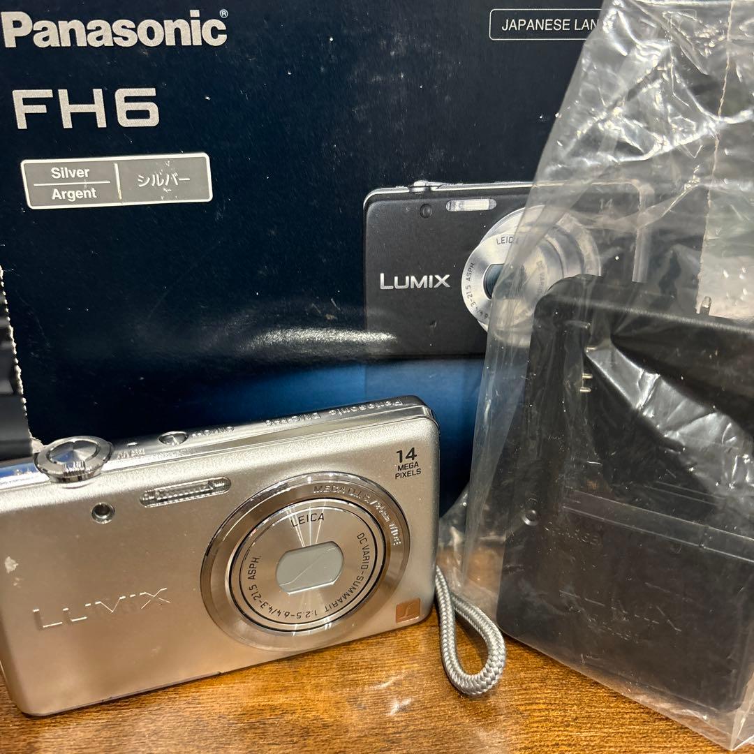 Panasonic Lumix FH6 シルバー 14メガピクセル