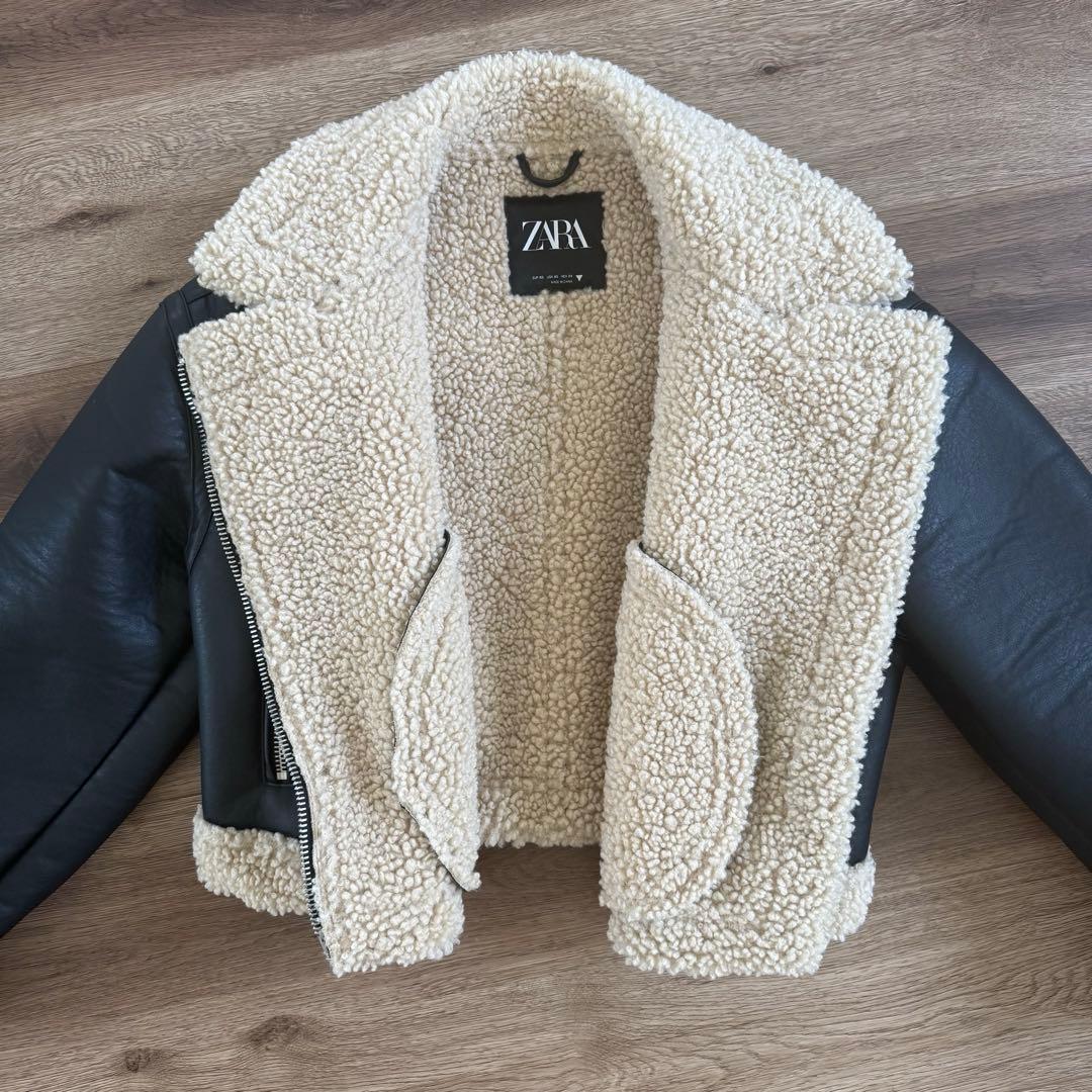 ZARA レザージャケット　ボアジャケット　ライダース