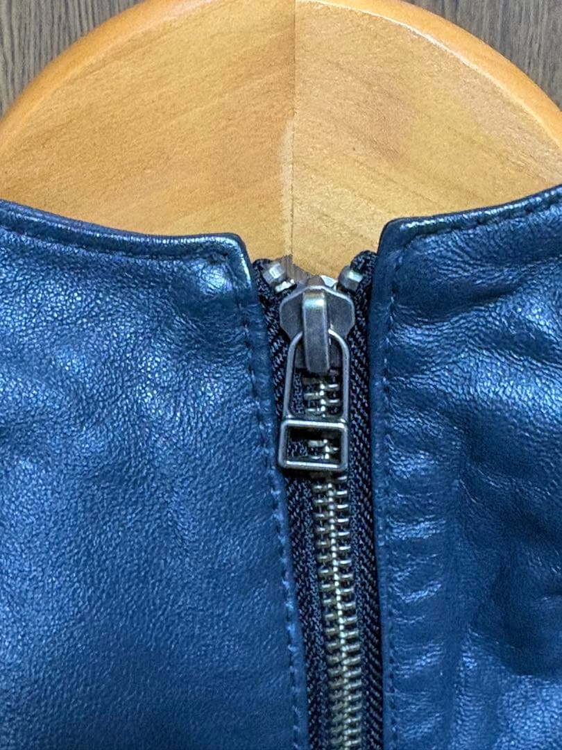 美品　RUPERT EDGEダークブルー ネイビー系　レザージャケット　羊