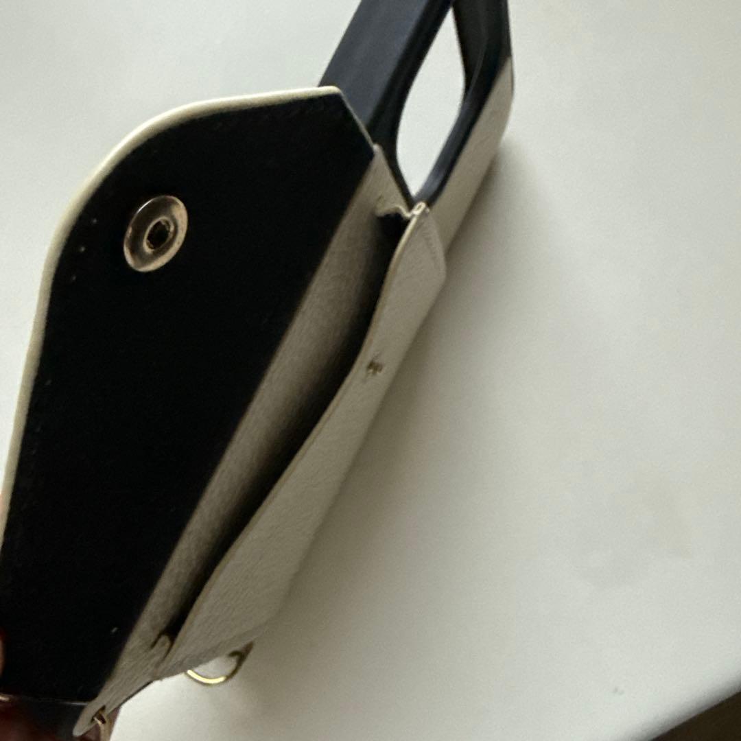 バンドリヤー　iPhone14Pro 神崎恵