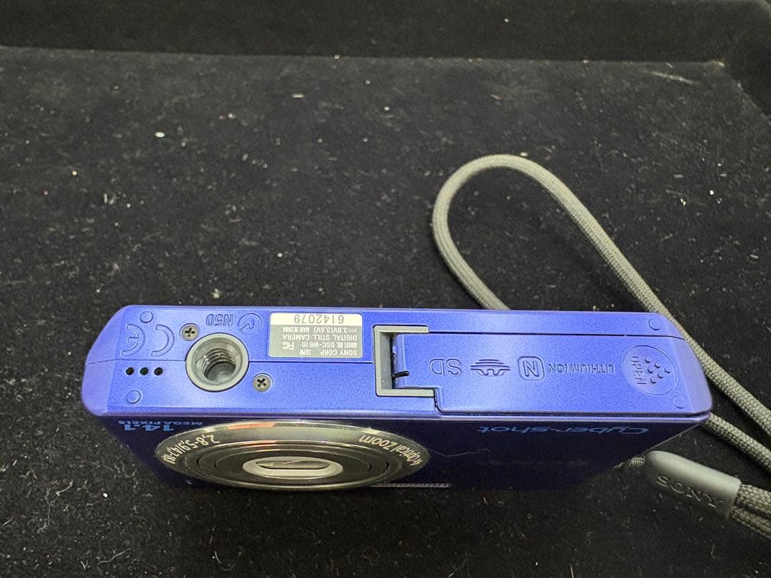 SONY Cyber-shot 14.1メガピクセルコンパクト