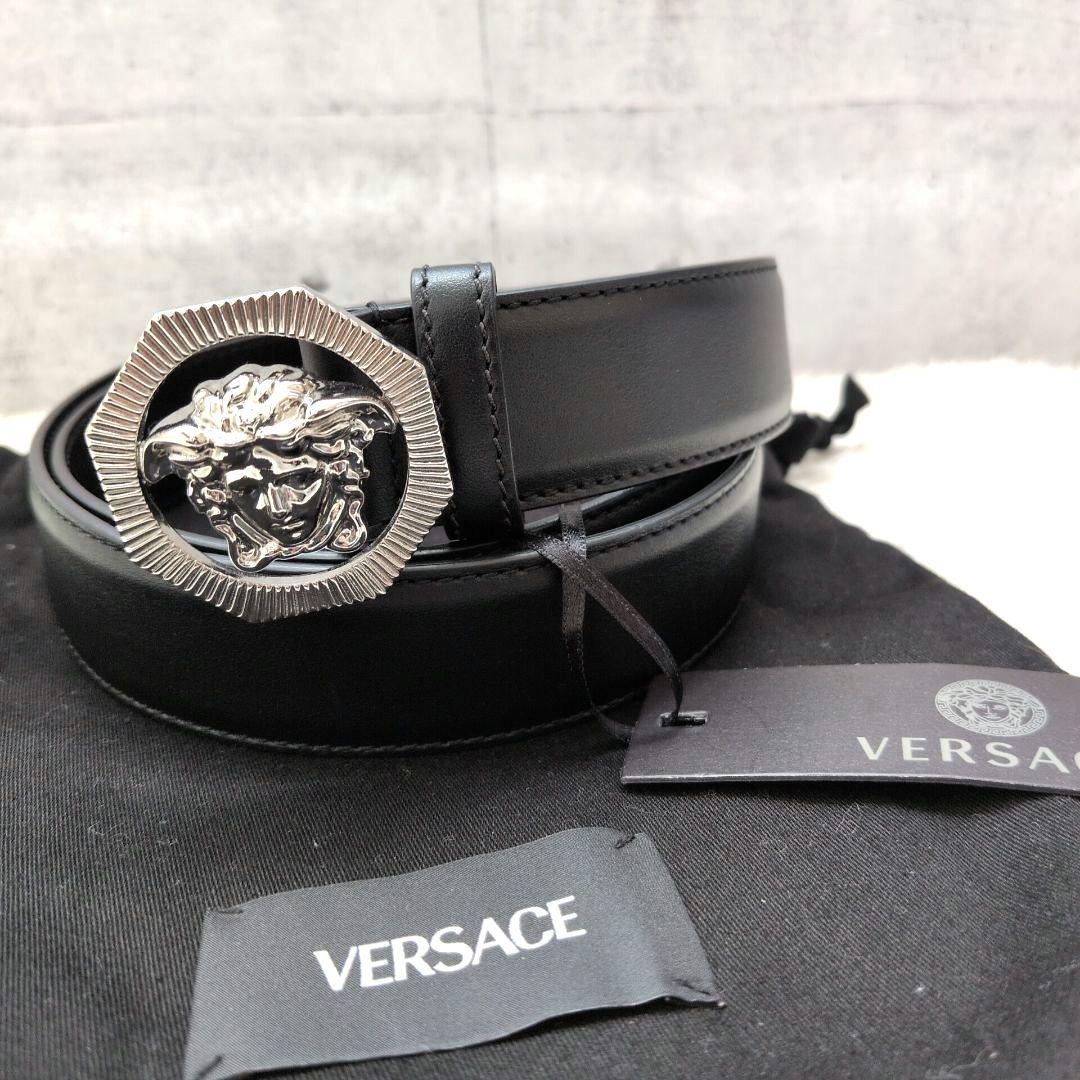 【未使用 タグ,保存袋付き】ヴェルサーチ　メデューサ　レザーベルト　シルバー