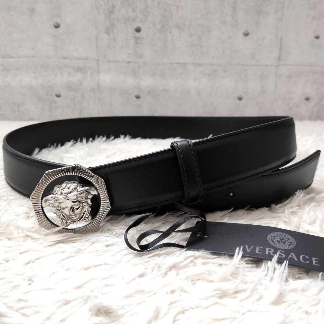 【未使用 タグ,保存袋付き】ヴェルサーチ　メデューサ　レザーベルト　シルバー