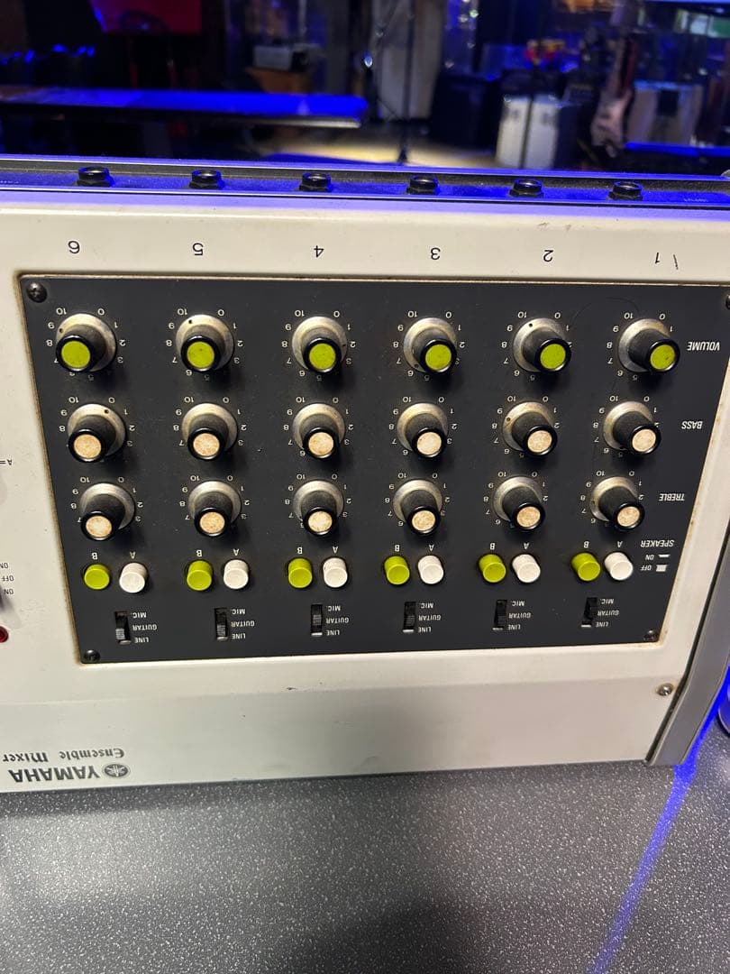 Yamaha 6チャンネルミキサーとスピーカーセット