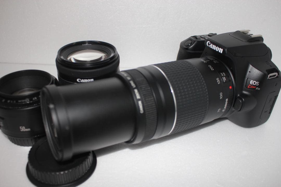 デジタル一眼レフカメラcanon kiss x10標準＆望遠＆単焦点レンズセット