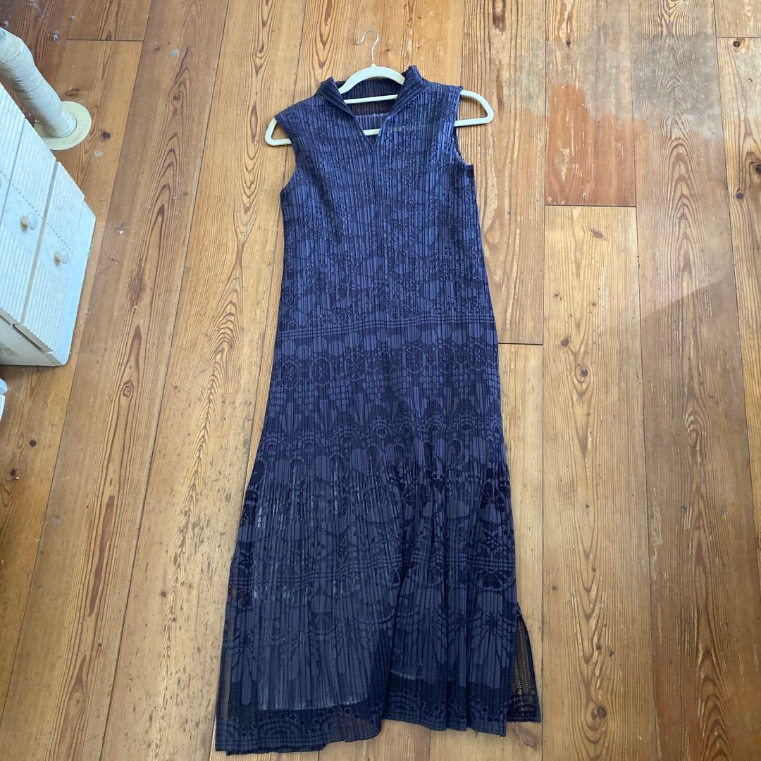 イッセイ　ミヤケ　pleats pleaseノースリーブ ミディドレス　サイズ5